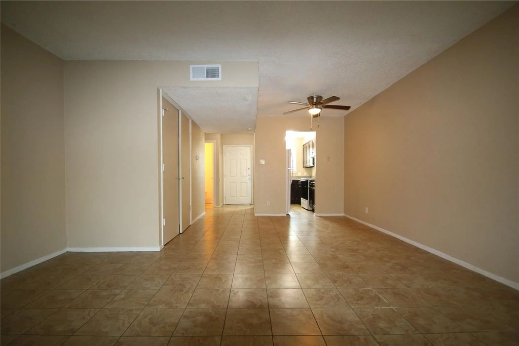3732 Bonnie Drive C, Fort Worth