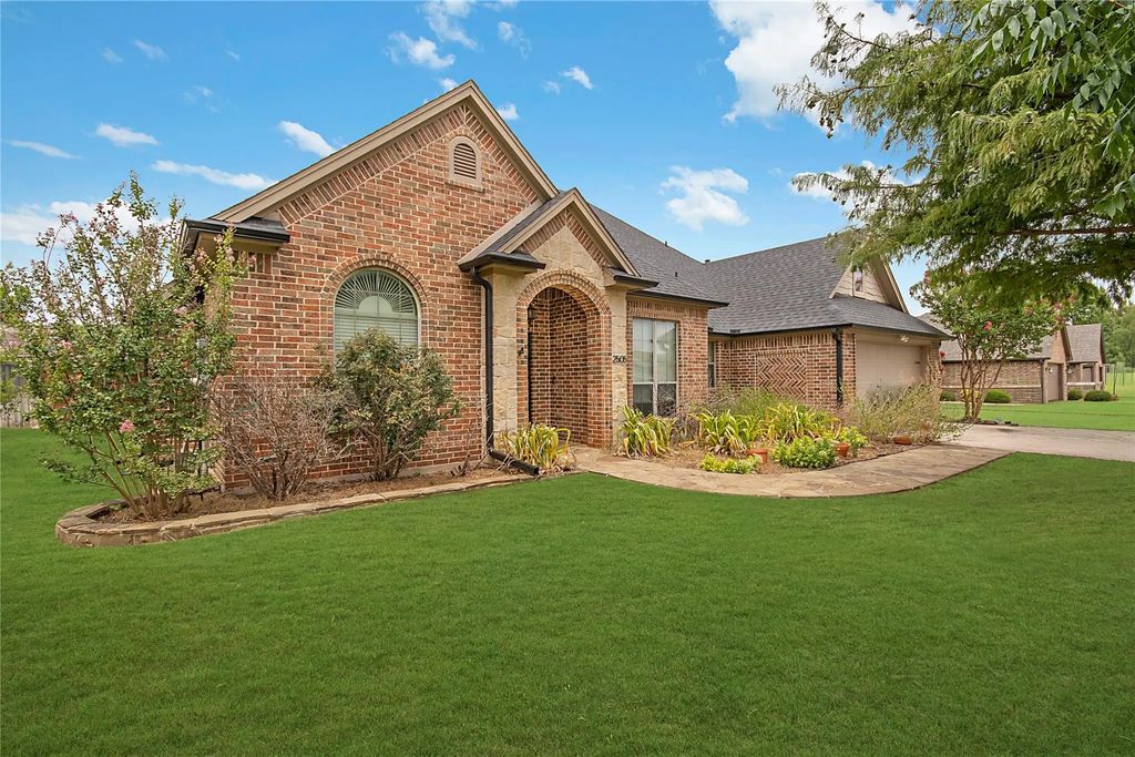 2505 Wichita Trail, Sanger