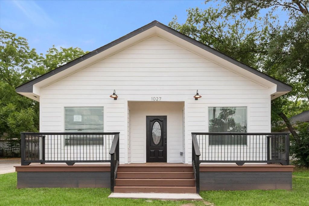 1027 W 2nd Avenue, Corsicana