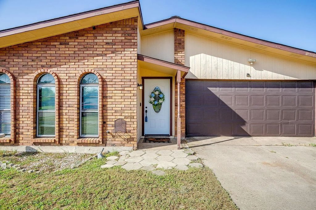 1409 Whittenburg Drive, Fort Worth