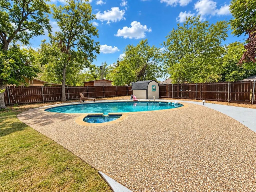 1702 Se 22nd Avenue, Mineral Wells