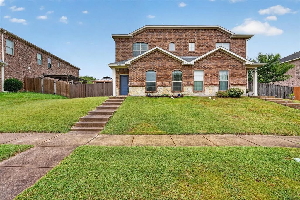 1933 Timber Oaks Drive, Garland