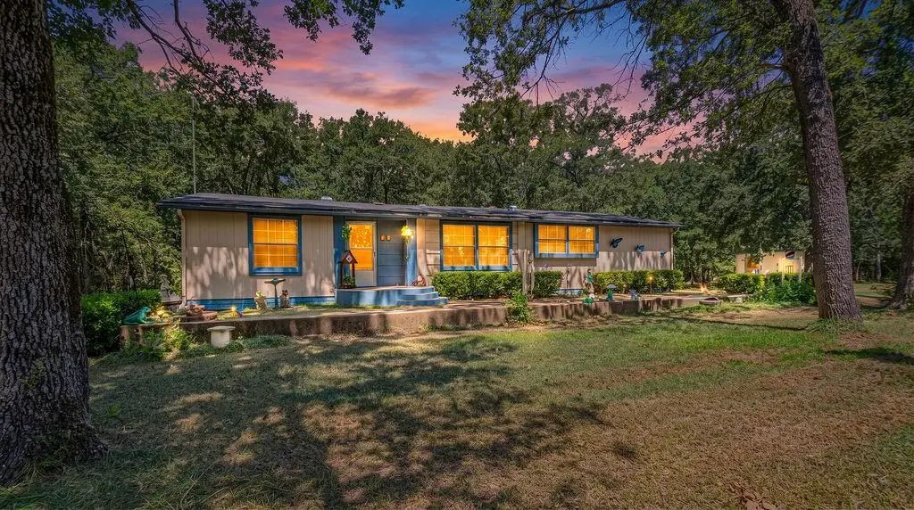 6264 State Highway 276, Point