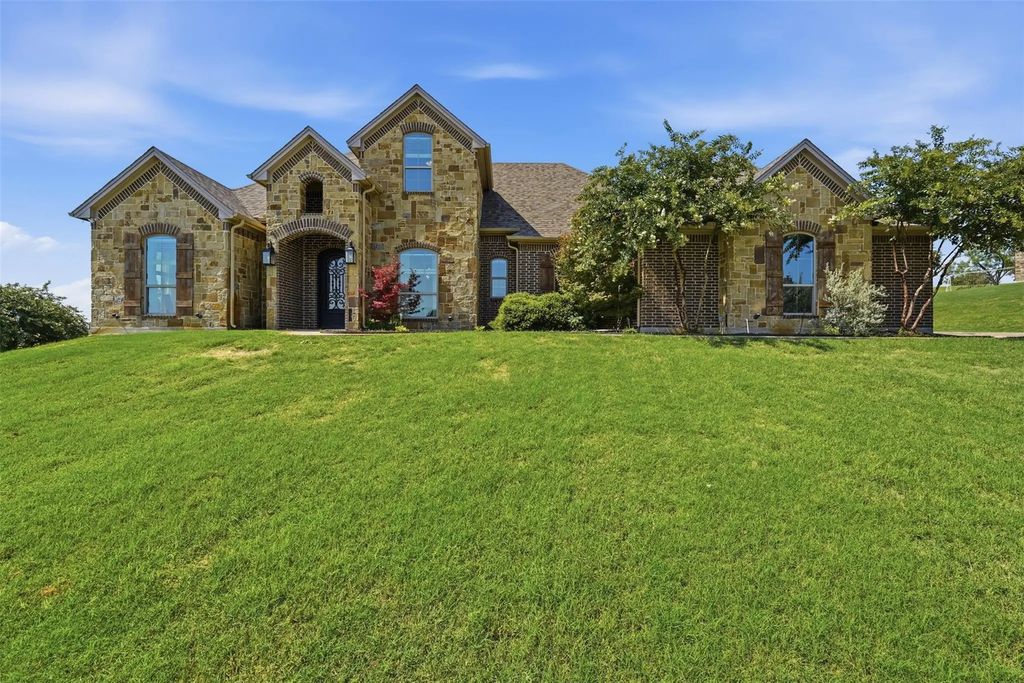 12409 Bella Vino Drive, Fort Worth
