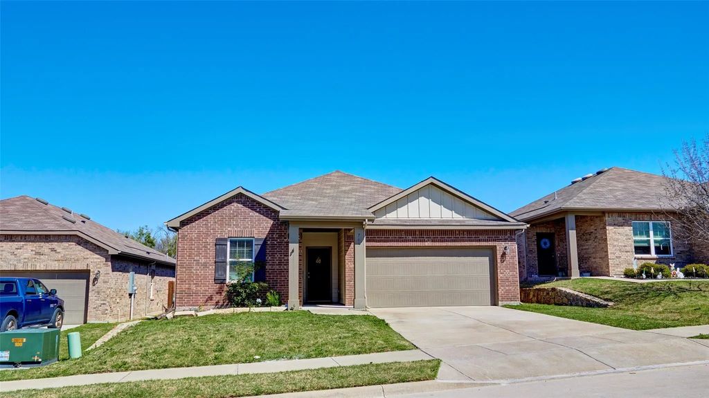 741 Windsor Court, Lavon