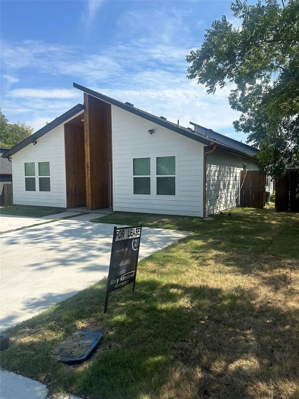 2095 Bourland B, Greenville