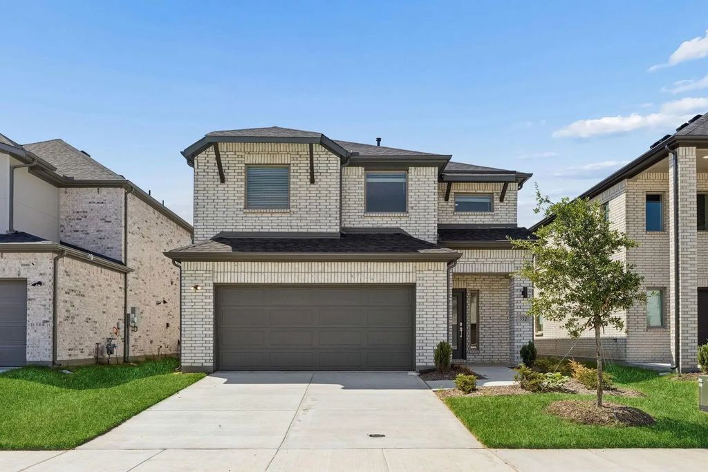 2804 Auburn Court, Princeton