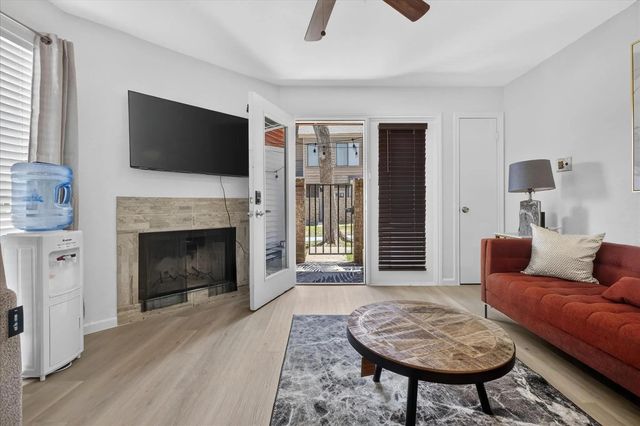9805 Walnut Street 112, Dallas