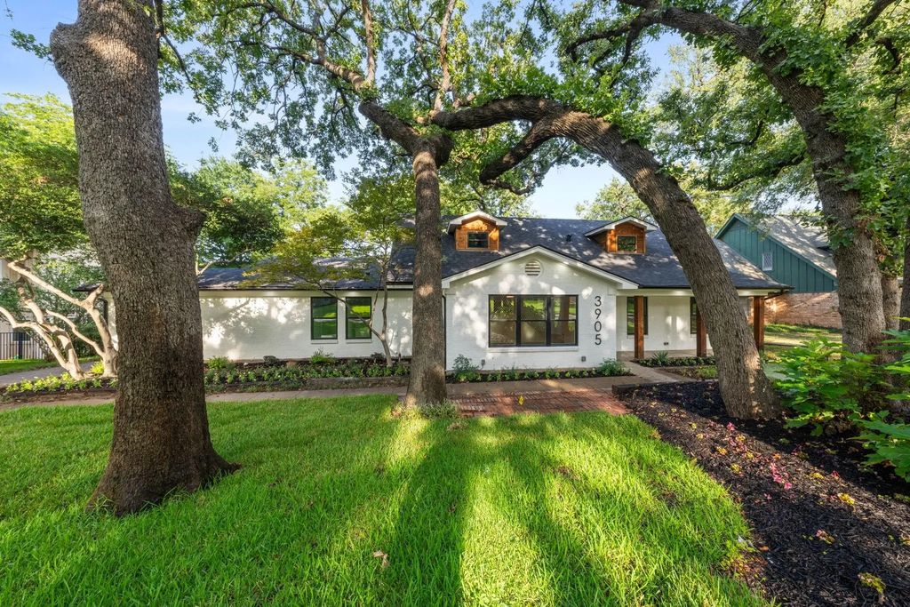 3905 Shady Valley Drive, Arlington