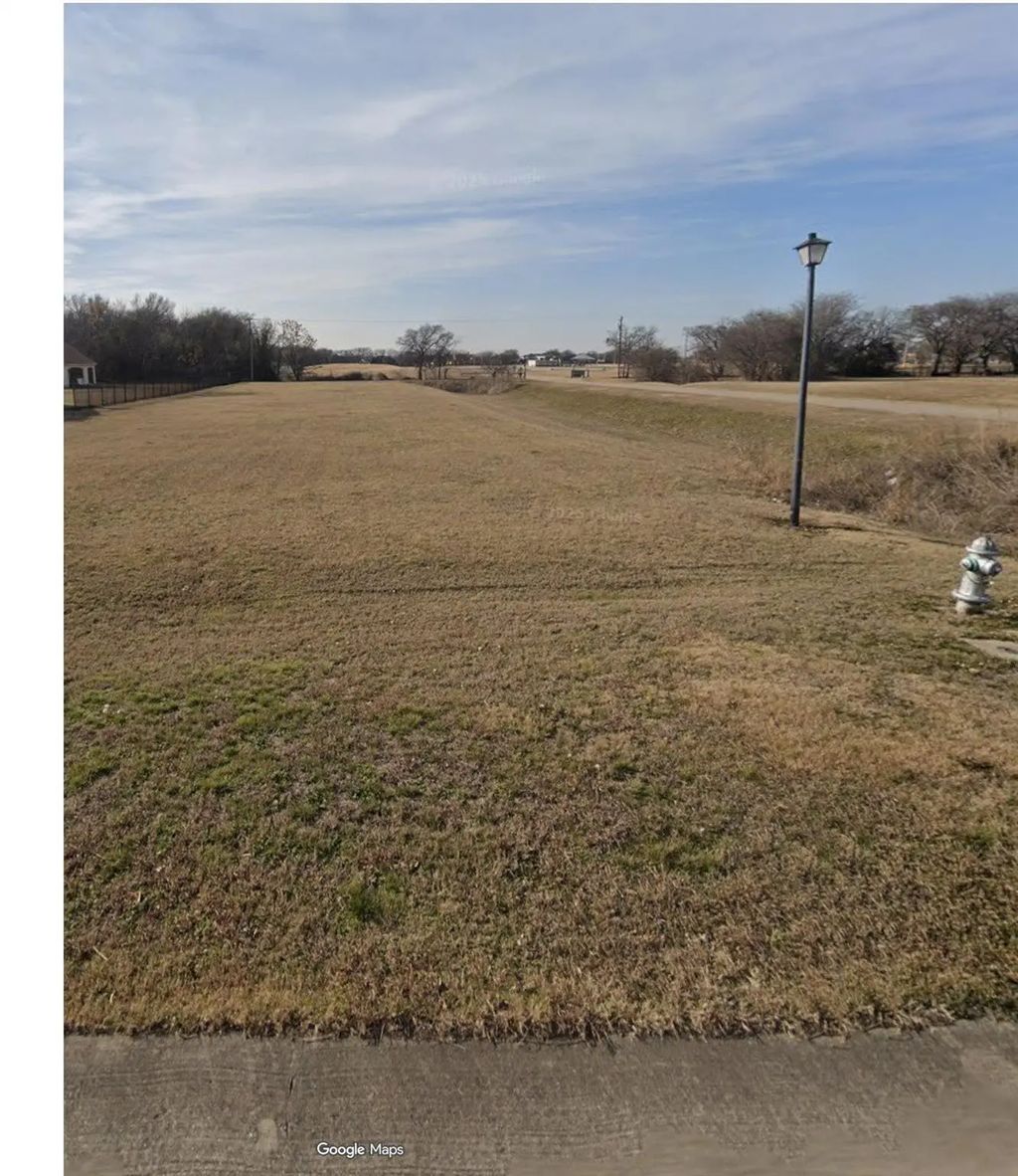 1705 High Valley Lane, Cedar Hill
