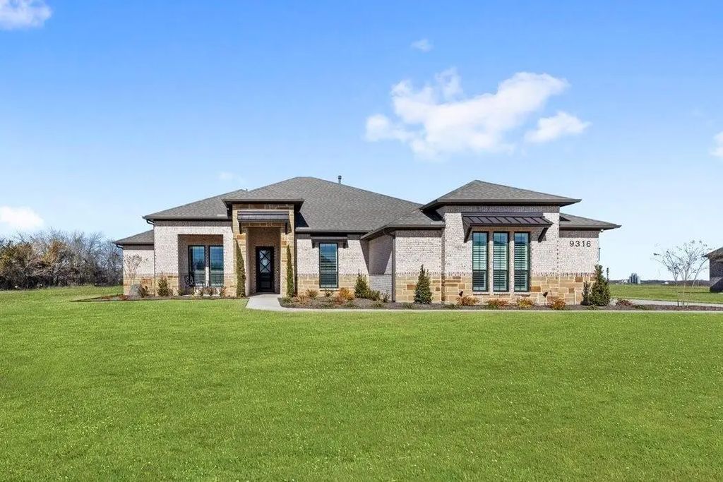 9316 Bluestem Lane, Dish