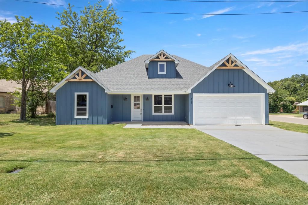 621 Oaklawn Drive, River Oaks
