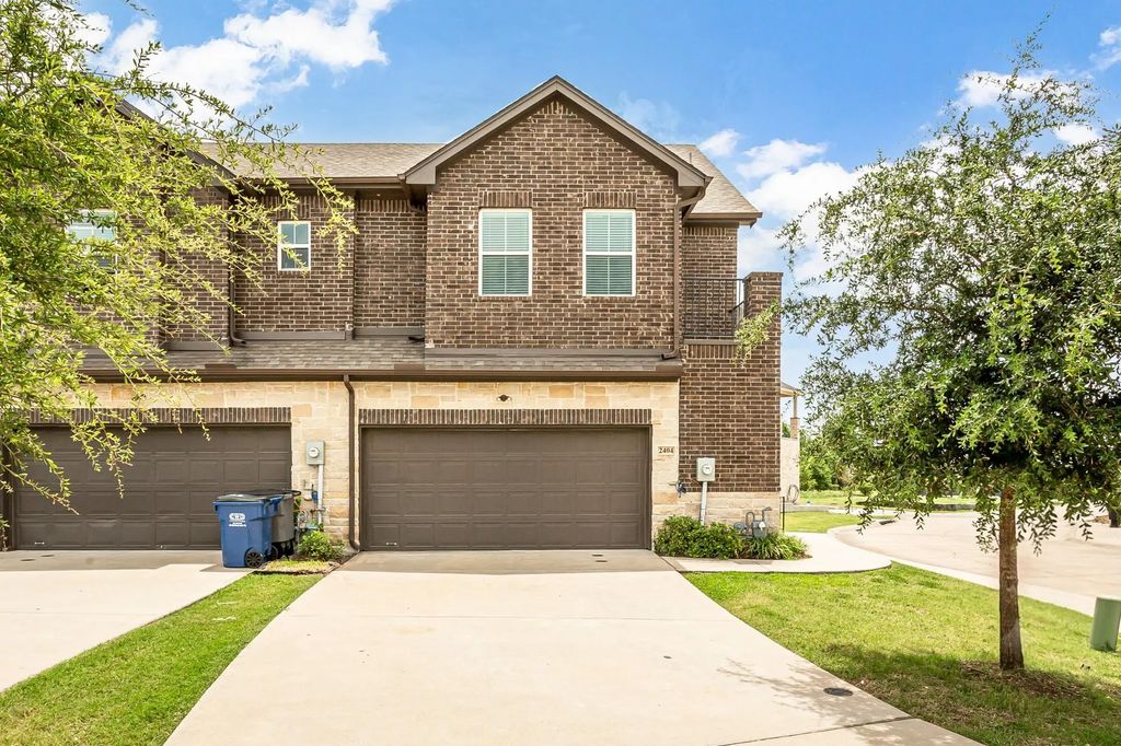 2404 Acorn Court, Sachse
