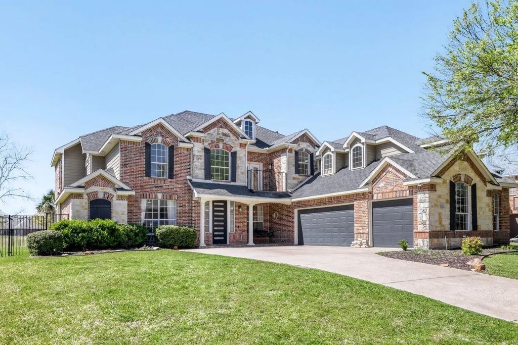 9709 Fairway Vista Drive, Rowlett