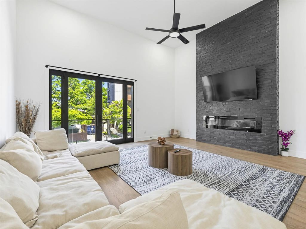 1521 N Haskell Avenue, Dallas