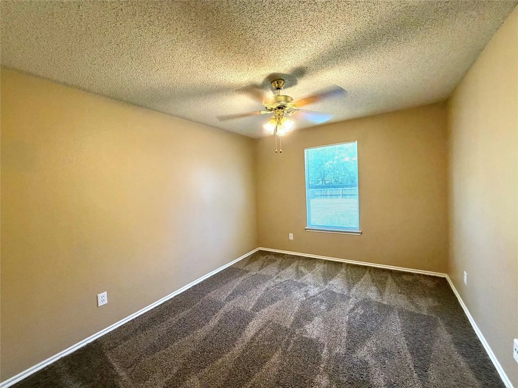 185 Rolling Court, Lancaster