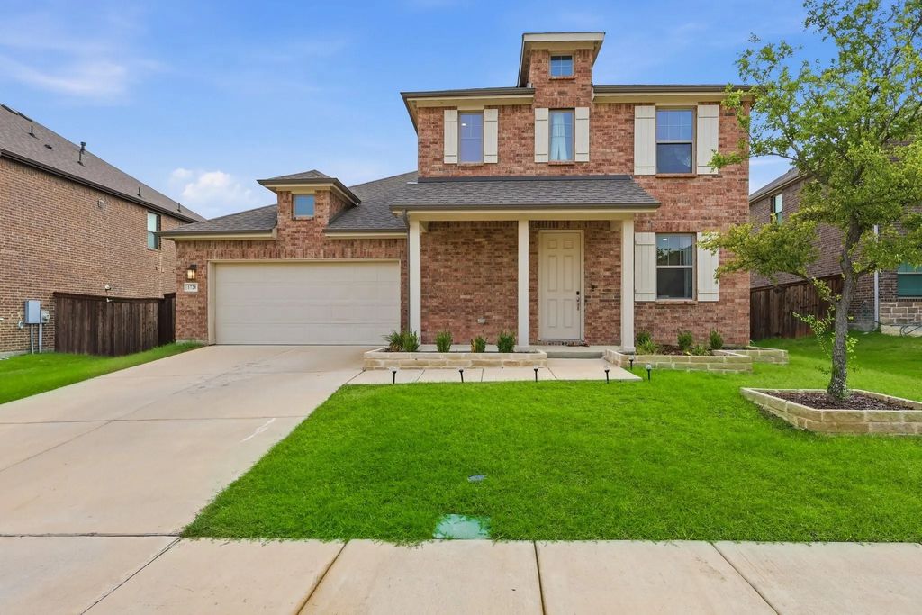 1728 Pegasus Drive, Forney