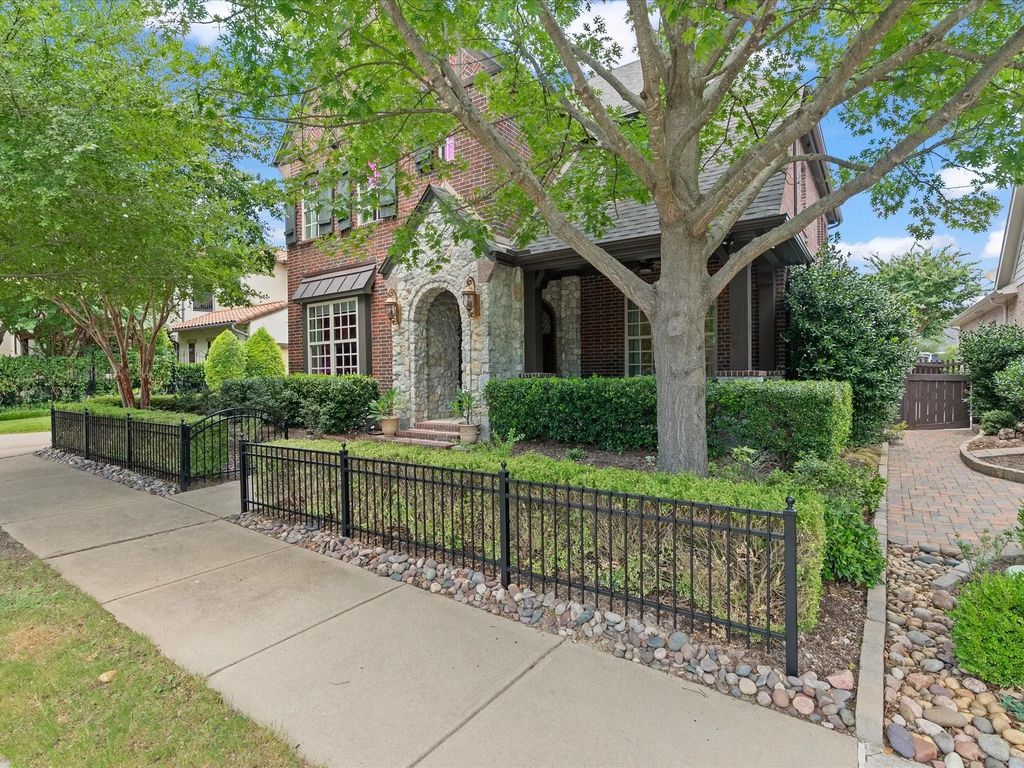 7204 Cheltenham Avenue, McKinney
