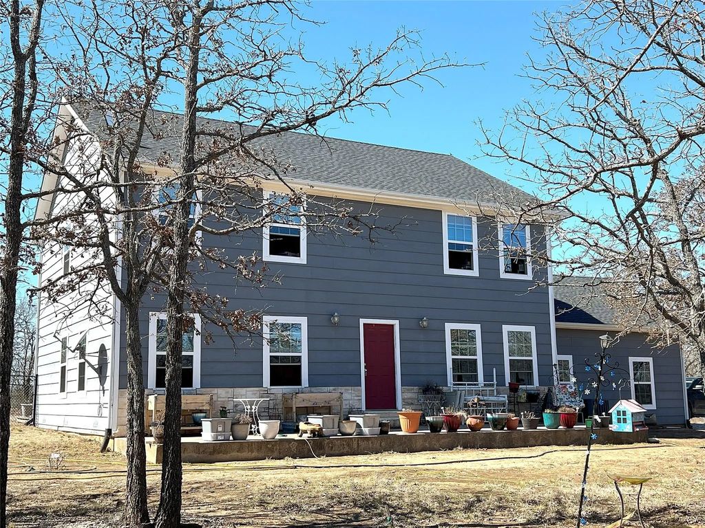 1447 County Road 189, Gainesville