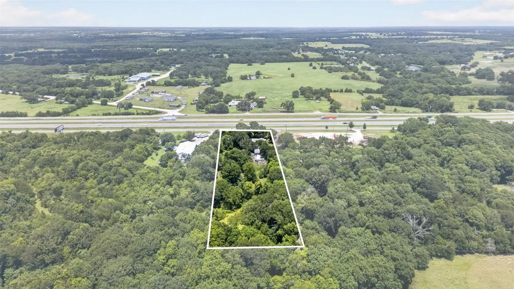 130 County Road 3102, Greenville