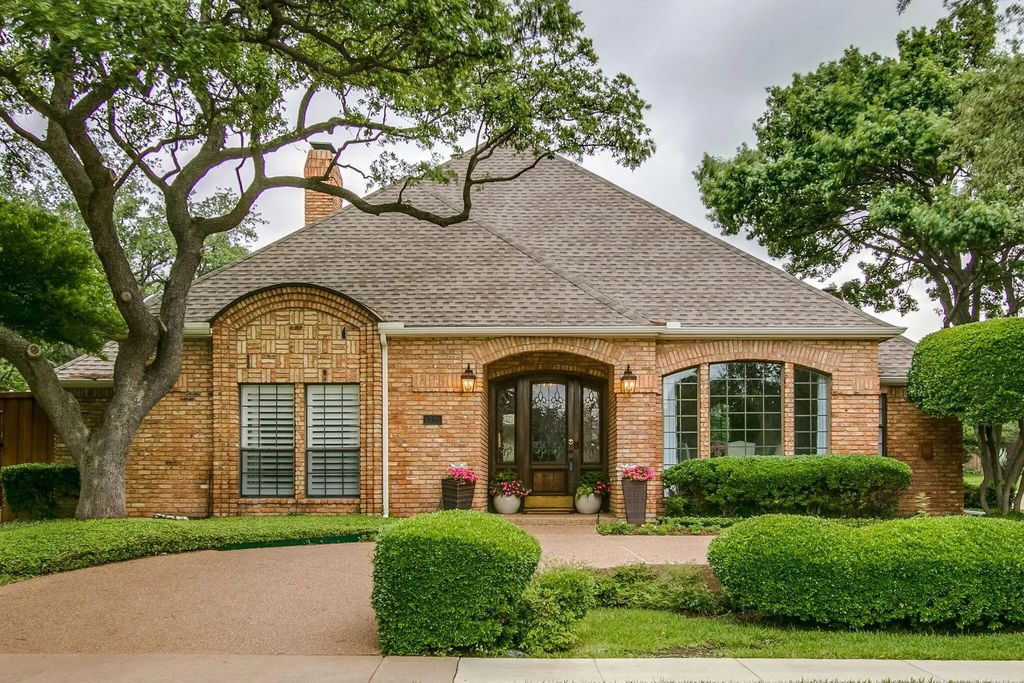 1325 Shamrock Lane, Plano