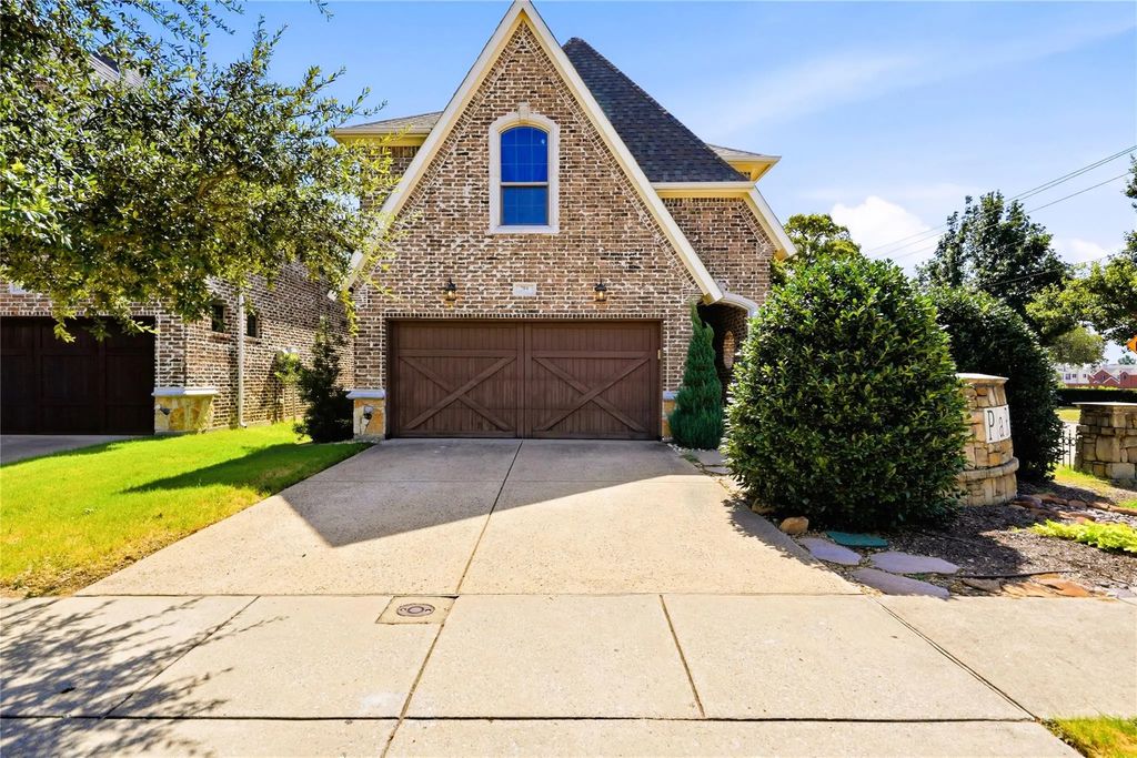 704 Davinci Court, Coppell