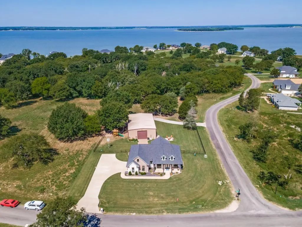 722 Clubview Drive, Mabank