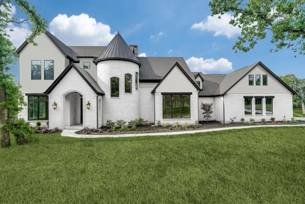 7705 Cattle Prairie Trail, Fort Worth