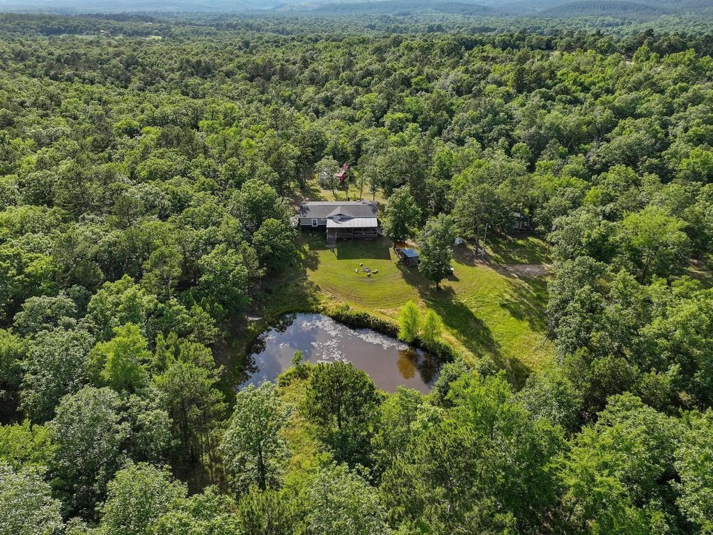 186275 N 4380 Road, Antlers