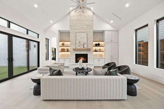 6475 Trammel Drive, Dallas