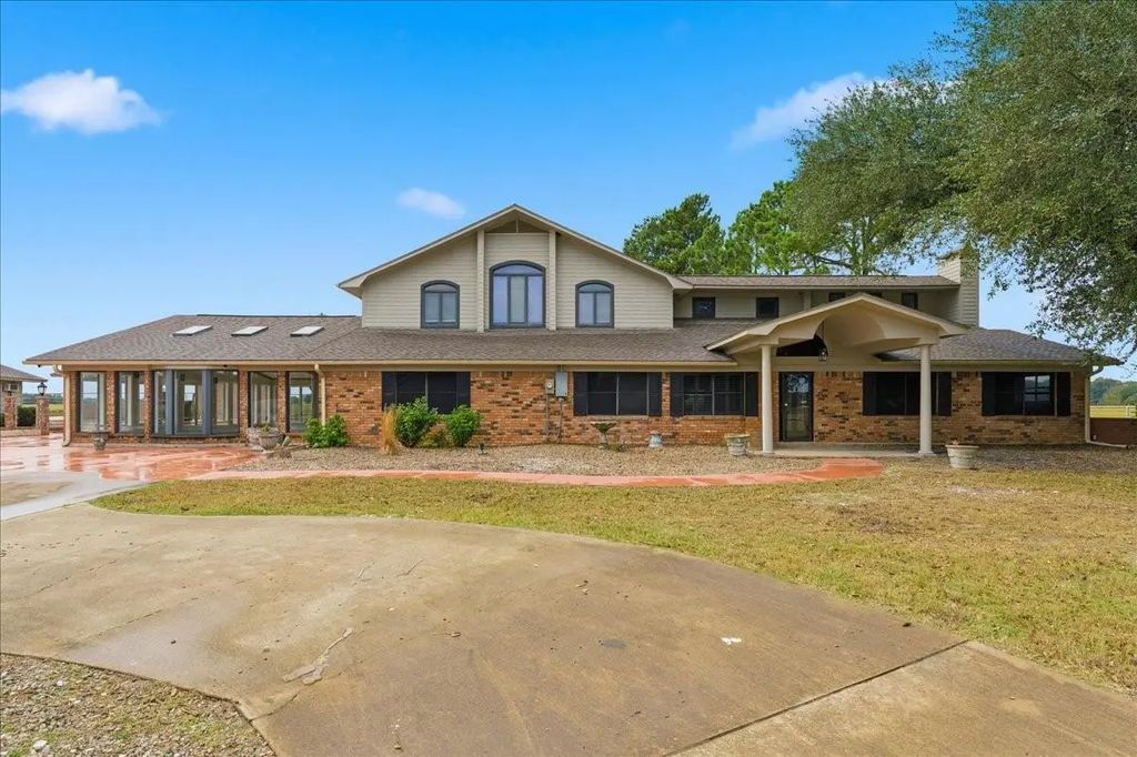 10736 E Highway 154, Sulphur Springs