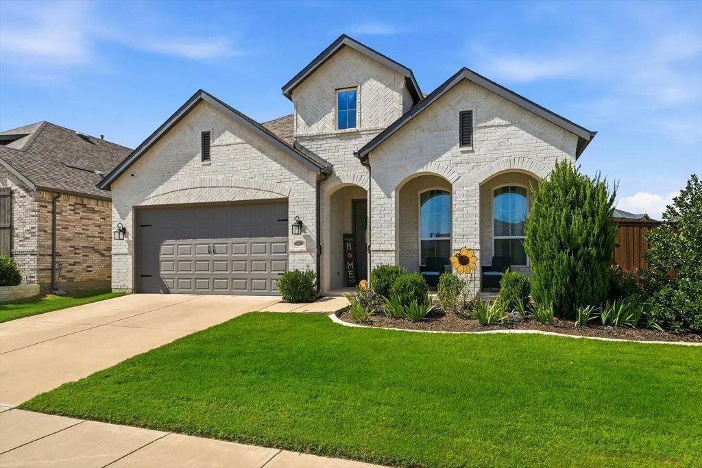 1100 Faringdon Drive, Anna