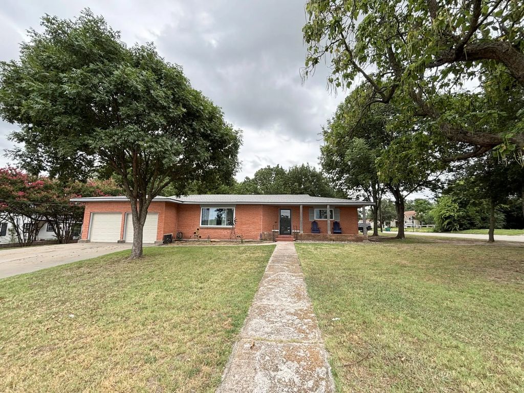 305 Rock Street, Bowie