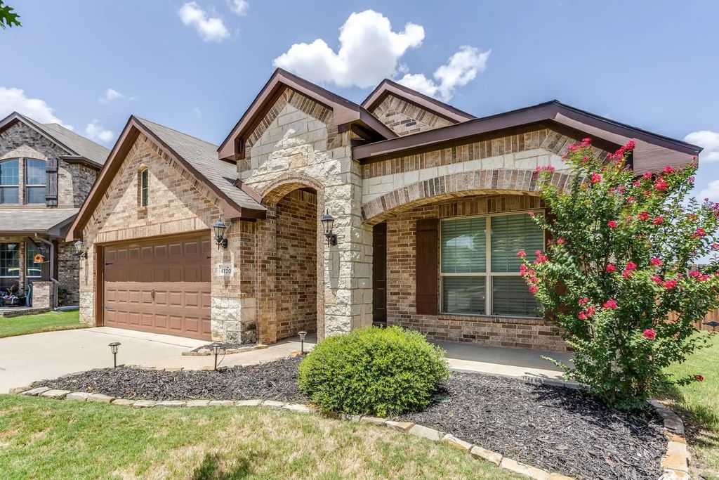 4120 Old Timber Lane, Fort Worth