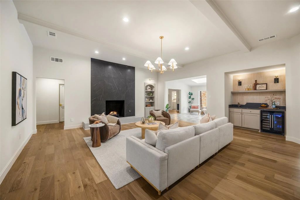 7606 Dunoon Avenue, Dallas