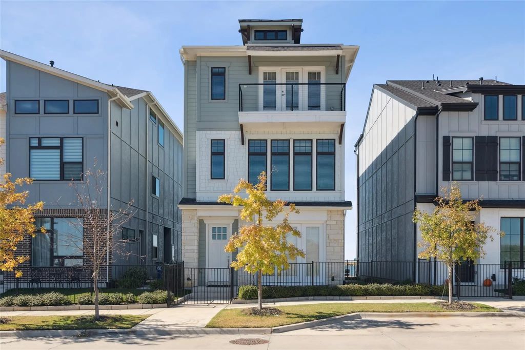 714 Resort Drive, Rowlett