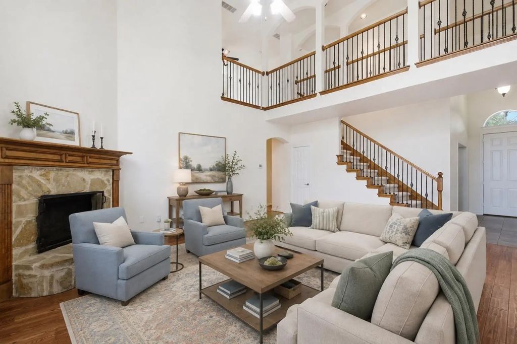 2305 Trickling Creek Drive, Garland
