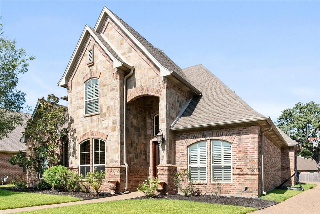 2808 Country Club Road, Pantego