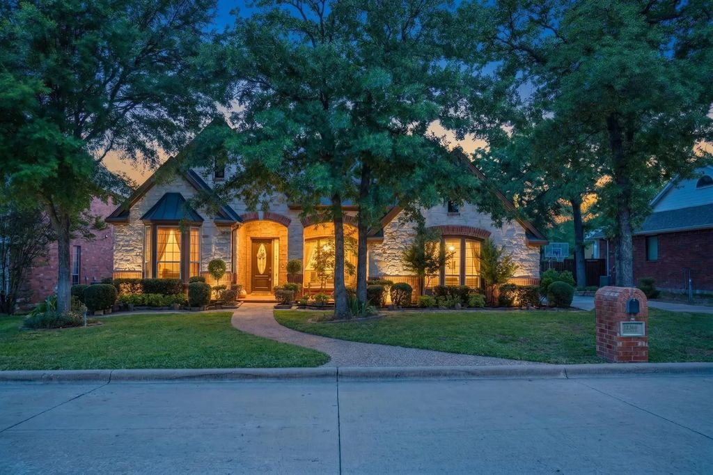 12360 Green Ash Drive, Fort Worth