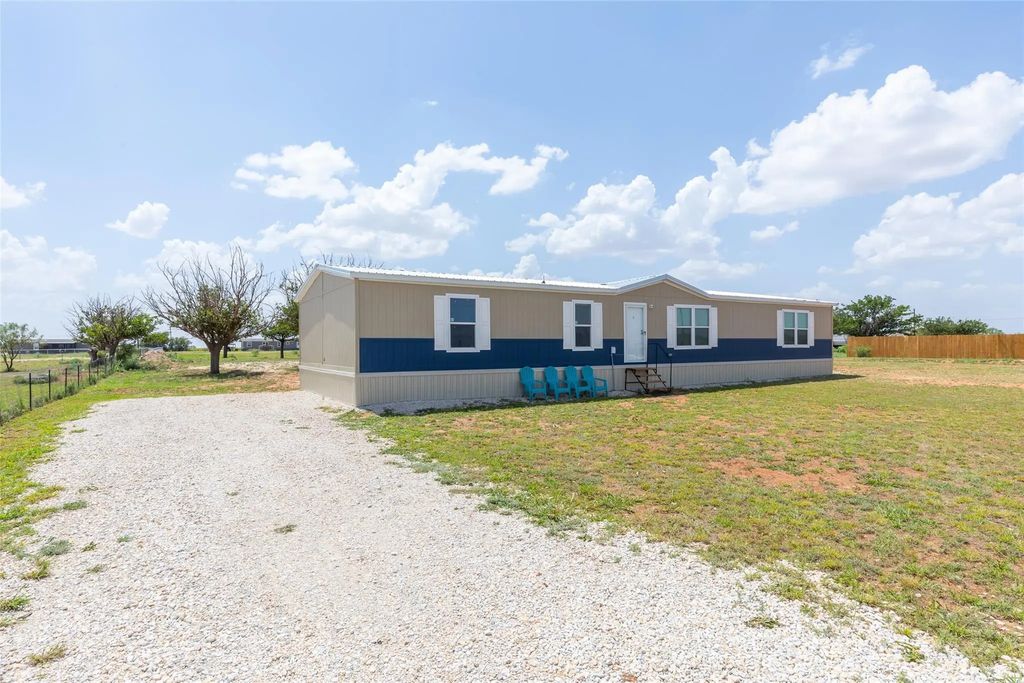 8077 Private Road 4143, Merkel