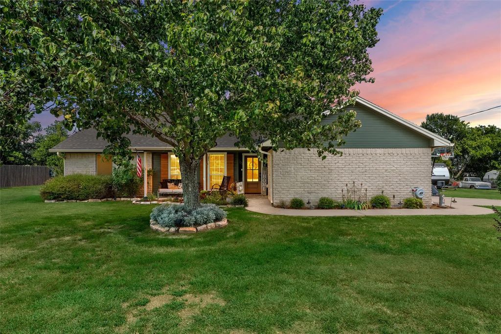 101 Brown Drive, Eddy