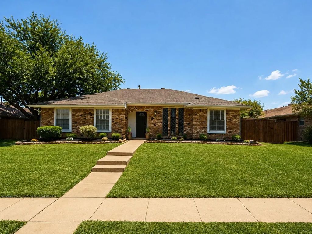 2228 San Simeon, Carrollton