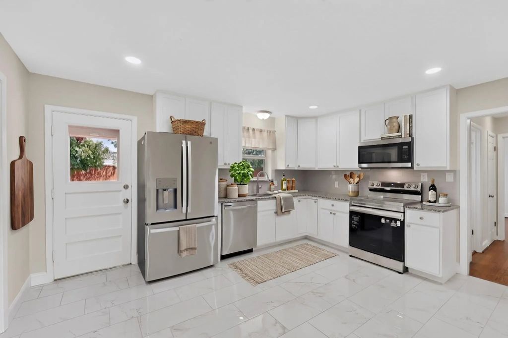 416 Rustic Circle, Richardson