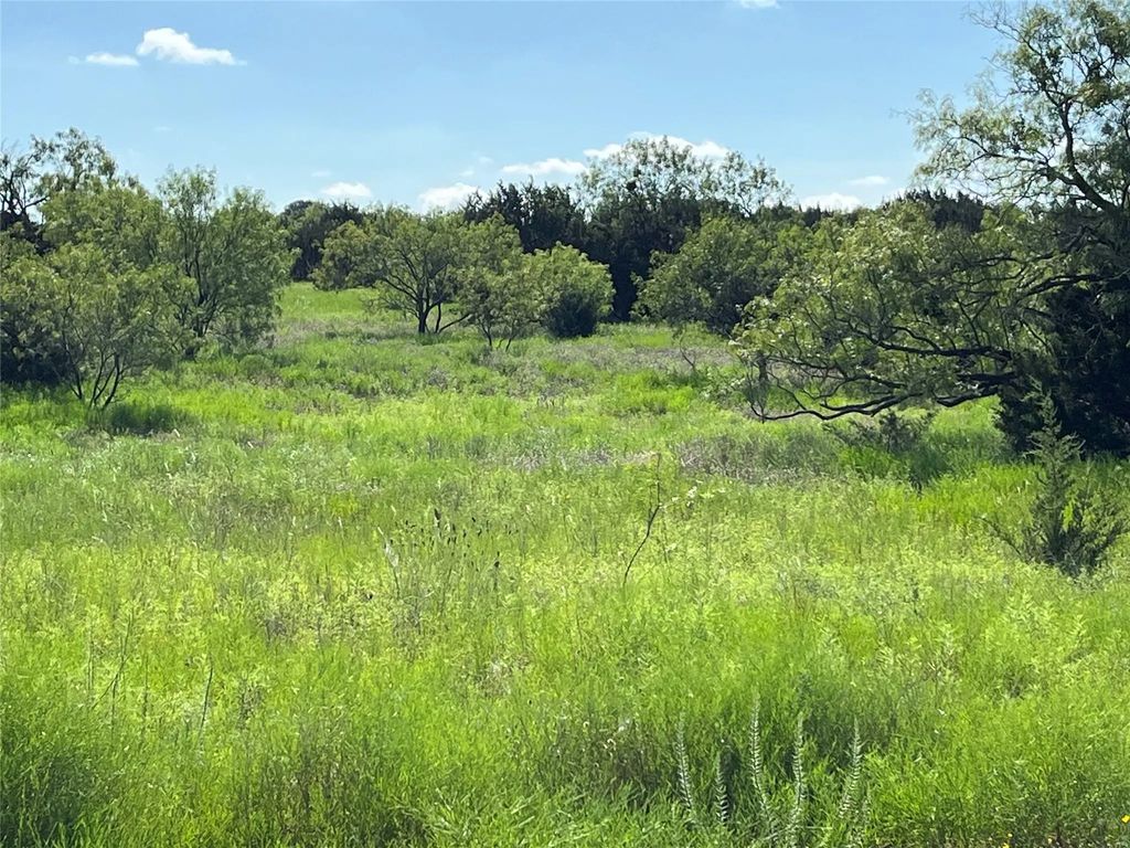 3588 N Us Highway 281, Lampasas