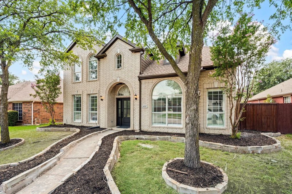 11207 Raveneaux Drive, Frisco