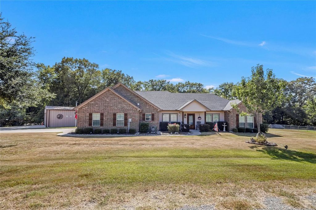 530 Rs County Road 4269, Emory