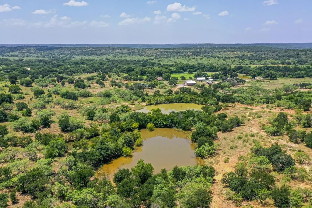 9901 Fm 1156, Jacksboro