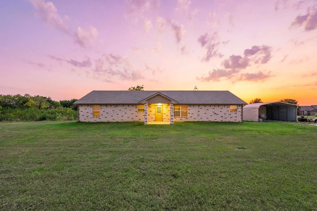 9888 Nw County Road 2221, Barry
