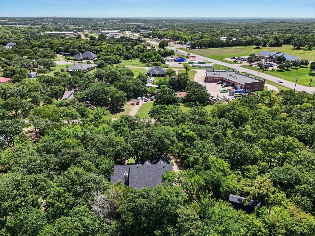 126 Willow Creek Circle, Mansfield