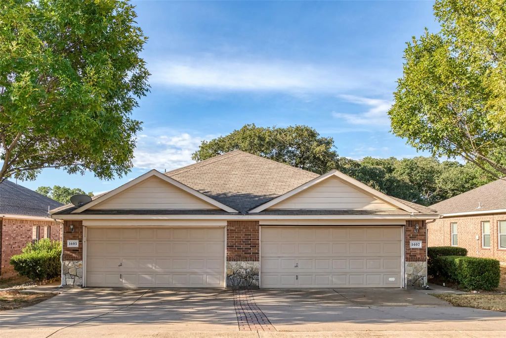 1405 Piedmont Drive, Mansfield
